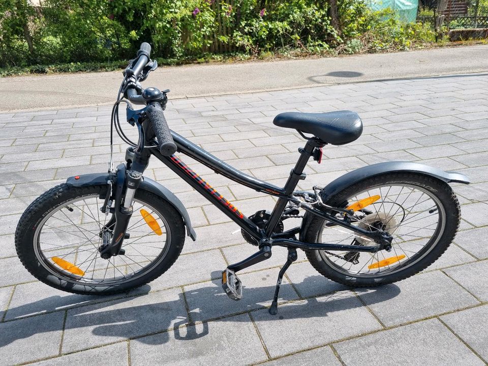 Kinder Fahrrad 20 Zoll Specialized in Contwig