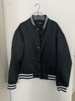 FashionNova College Jacke Übergangsjacke NEU!! Bayern - Aschaffenburg Vorschau