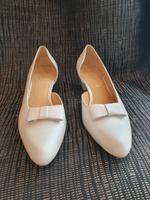 Hochzeitsschuhe/ Pumps/ Festliche Schuhe weiss Baden-Württemberg - Bisingen Vorschau
