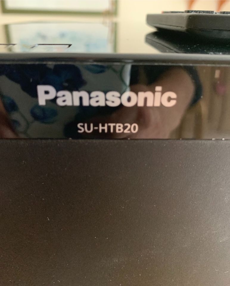 Soundbar Panasonic SU-HTB20 mit Subwoofer in Regensburg