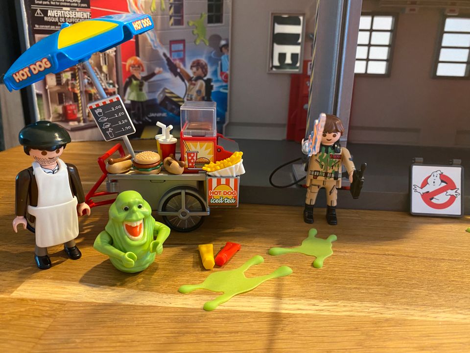 Playmobil 9219 Ghostbusters Wache, Playmobil 9222 Hotdog Stand in Rheinstetten