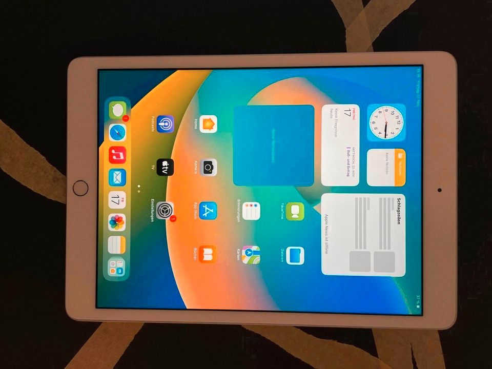 ✔️ GÜNSTIG - GEBRAUCHT - GENERALÜBERHOLT - GEPRÜFT - AUFBEREITET ✔️ Refurbished Tablet & Reader kaufen in Hamburg - iPad 6 iPad 7 iPad 8 iPad Pro iPad 11 Zoll iPad 12,9 Zoll - Reparatur Display Kamera in Hamburg