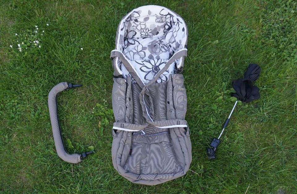 Kinderwagen Hartan Racer S - Aufsatz sehr gepflegt in Ilsede