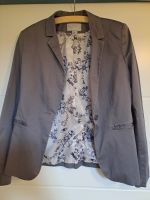 Frauen Blazer (Gr. 40), Kleid (Gr. 38) und Hose (Gr. 44) Bayern - Schwandorf Vorschau