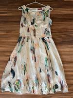 Edel chic Damen Kleid Hugo Boss Gr 36 Seide Festkleid Thüringen - Saalburg-Ebersdorf Vorschau