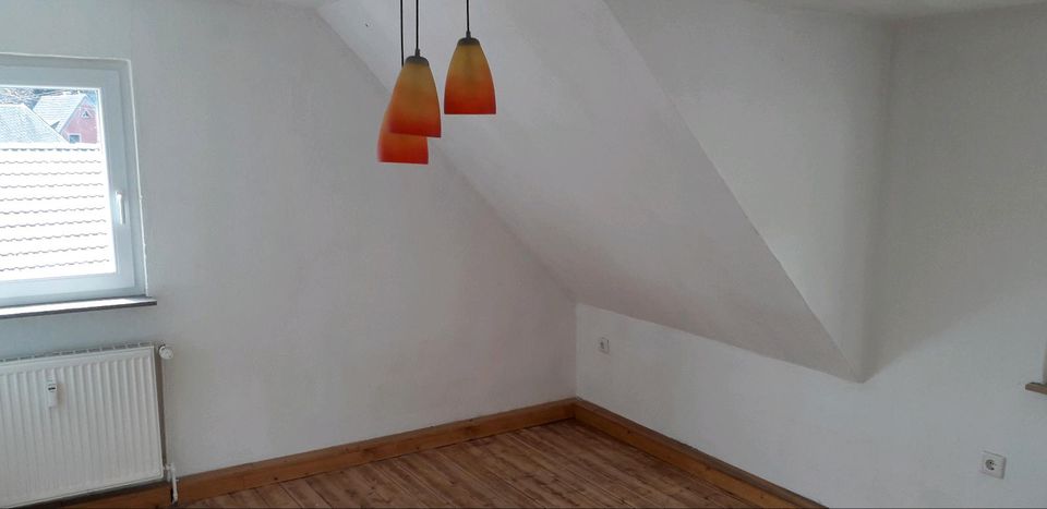 Dachgeschosswohnung 2ZKDB in Roßbach (Wied)