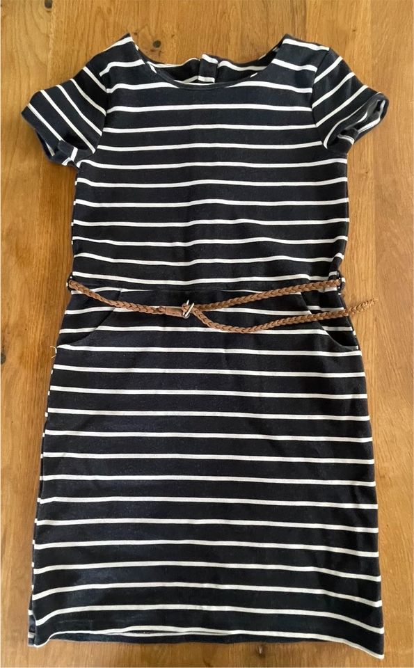 Kleid Mädchen H&M in Linsengericht