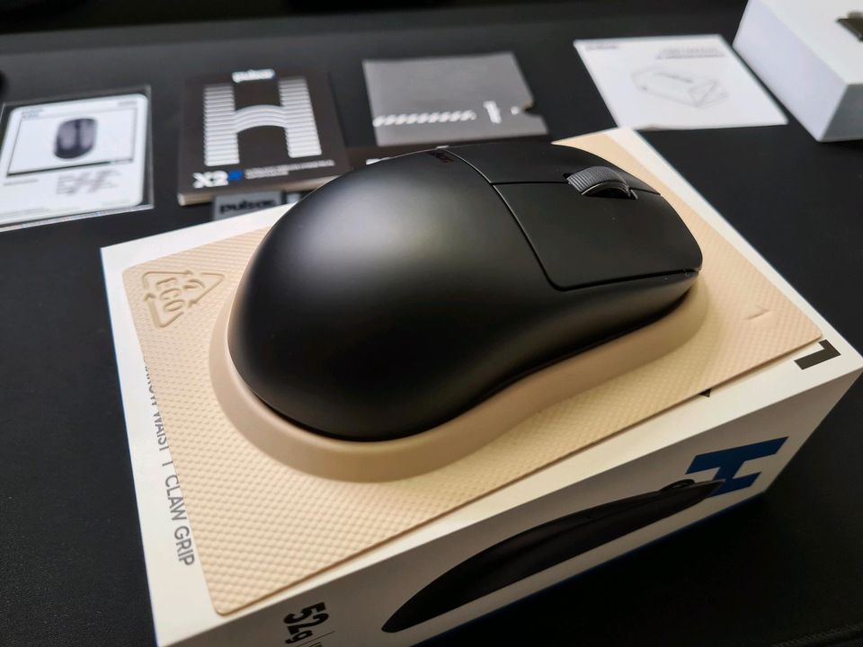 Gaming Maus Pulsar x2h mini - size 1 neuwertig in Alsheim