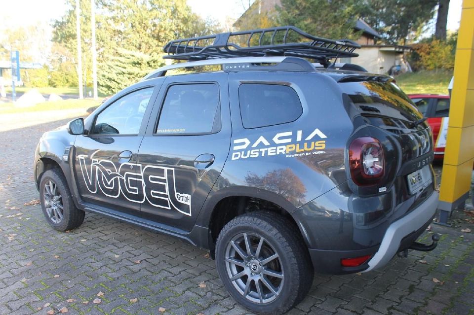 Dacia Duster 4*4 in Strahwalde