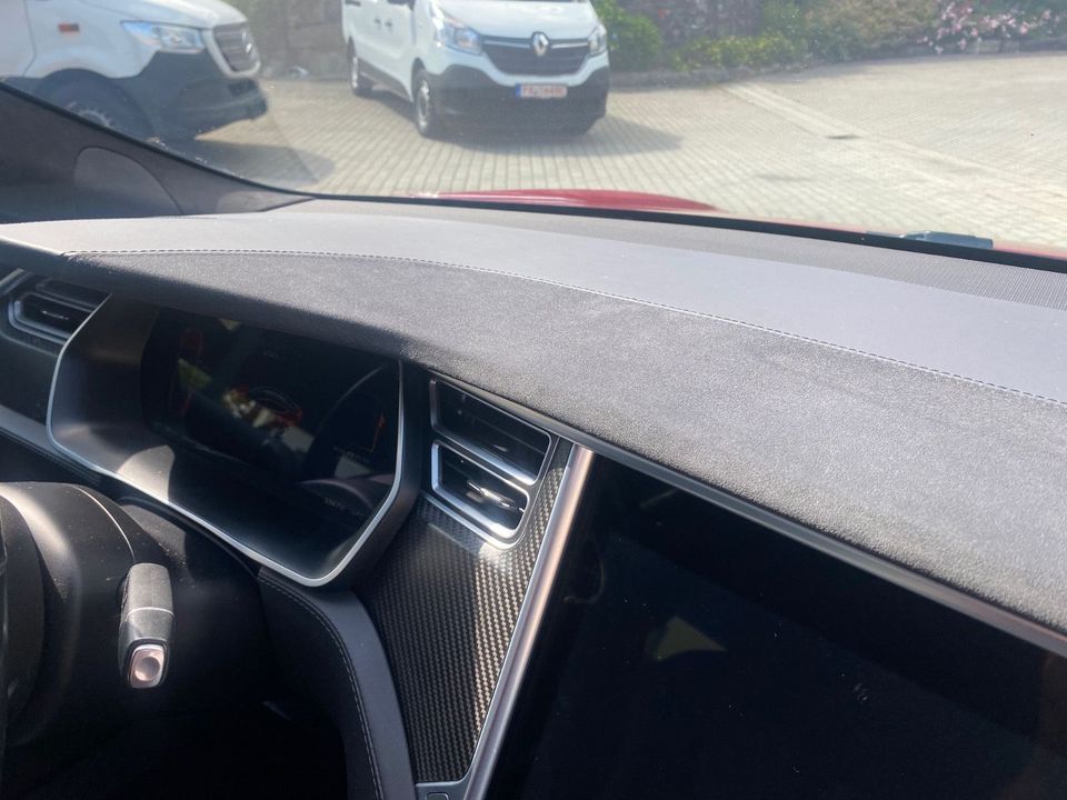 Tesla Model S 100D 21ZOLL PANO CARBON Alcantara-Himmel in Eging am See