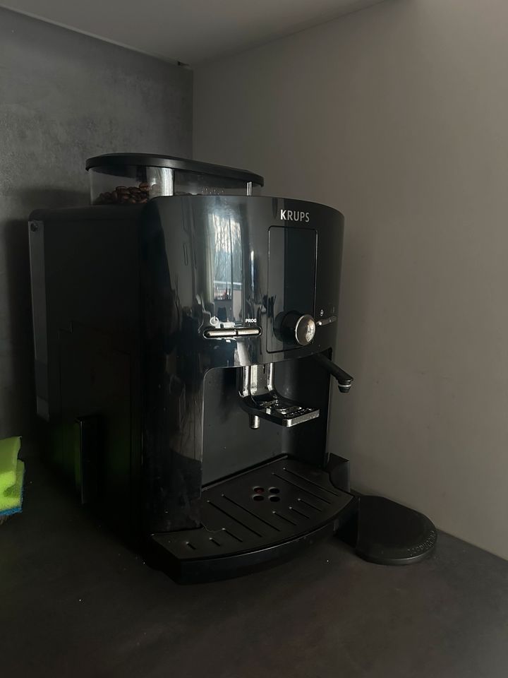 KRUPS Kaffeemaschine in Hamburg