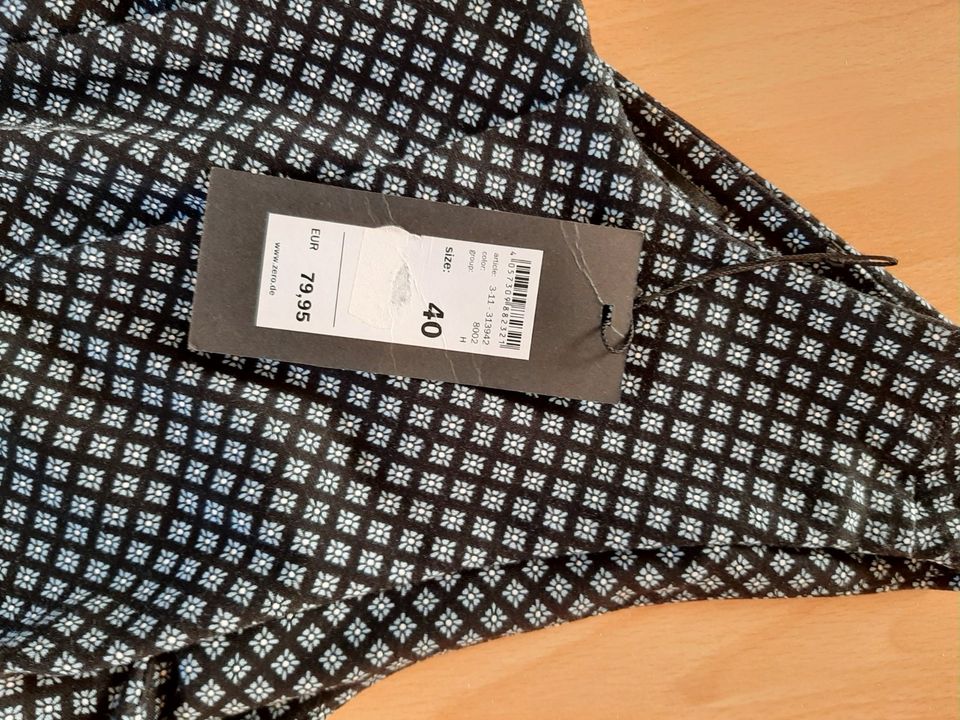 Kleid von Zero,neu m.Etikett, Gr.40, schön und. etwas schicker in Hückelhoven