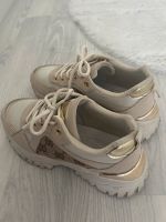 Turnschuhe Gold /beige / hellbraun passt gr 39 Berlin - Charlottenburg Vorschau