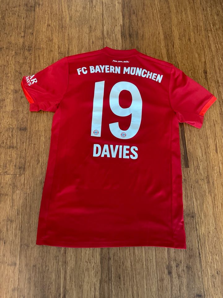 FC Bayern Trikot 2019/2020 in Limburg