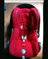 tolle Maxicosi Babyschale Cabriofix, rot, mit Sitzverkleinerer Baden-Württemberg - Mosbach Vorschau