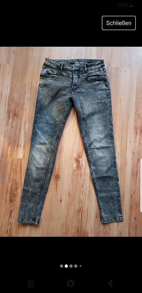 Jeans Hose eng Denim röhrenhose tally Weijl dust C&A grau schwarz in Leipzig