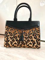 ⭐️NEU ⭐️schwarze Kunstleder Handtasche mit Leoparden-Fell Baden-Württemberg - Filderstadt Vorschau