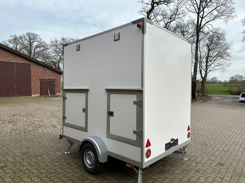 VIP Toilettenanhänger Toilettenwagen Klowagen WC-Anhänger Neu in Osterholz-Scharmbeck