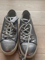 Sneaker von TODs, Größe 39, Silber Düsseldorf - Hafen Vorschau