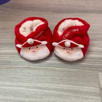 Christmas-Babykrabbelschuhe (ungetragen) Saarland - Großrosseln Vorschau