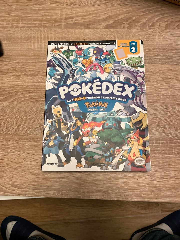 Pokémon Pokédex 482+8 Spieleberater Lösungsbuch inklusive Poster in Rotenburg (Wümme)