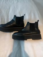 H&M Boots , schwarz Sachsen - Limbach-Oberfrohna Vorschau