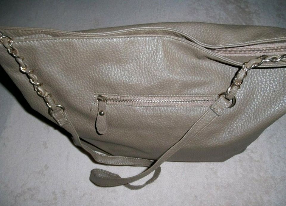 Shopper Tasche braun Handtasche Leder Imitat Henkeltasche sehr gu in Bad Neustadt a.d. Saale