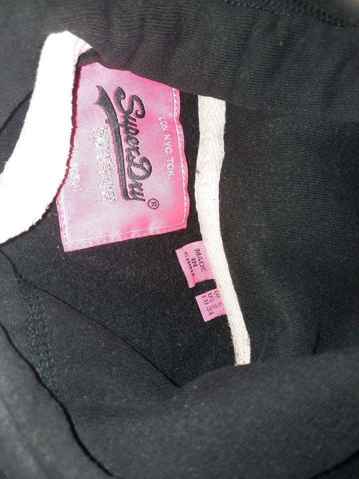 Superdry Hoodie schwarz  34 in Essen