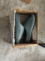 YEEZY Slide „Slate Marine“ Nordrhein-Westfalen - Remscheid Vorschau