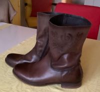 Lederboots/-stiefeletten von Bugatti Gr. 39 ungefüttert Schleswig-Holstein - Wees Vorschau