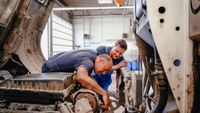 Ausbildung zum Kfz-Mechatroniker/-Mechaniker Niedersachsen - Harpstedt Vorschau