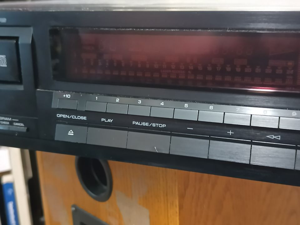 Yamaha CDX-1100 CD-Player in Mannheim