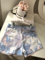 WNeu H&M Jeans Shorts Batik Look 152 Niedersachsen - Pattensen Vorschau