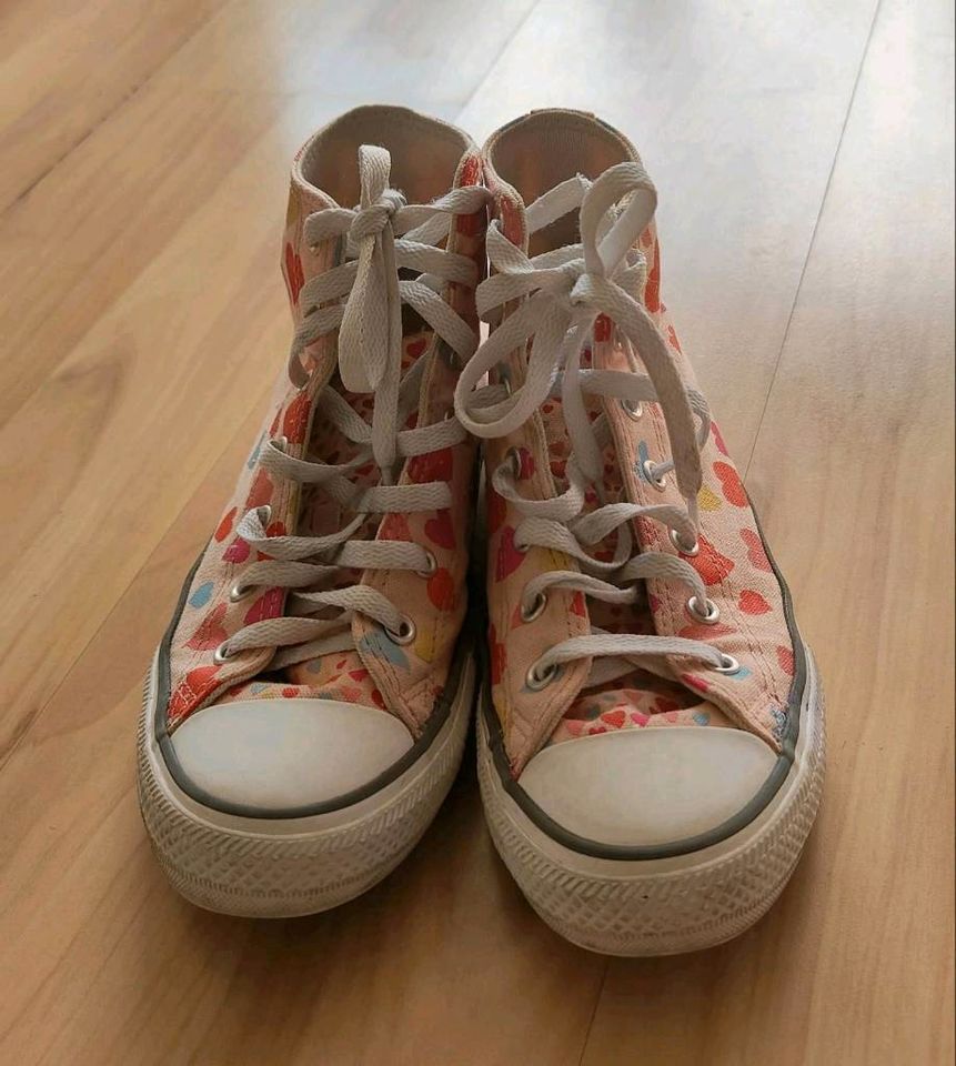 Converse mädchen Schuhe Gr. 37 wie neu in München