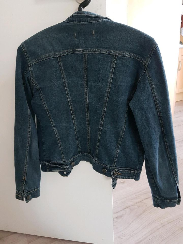 Jeansjacke Gr. 34 More&More in Schlangen