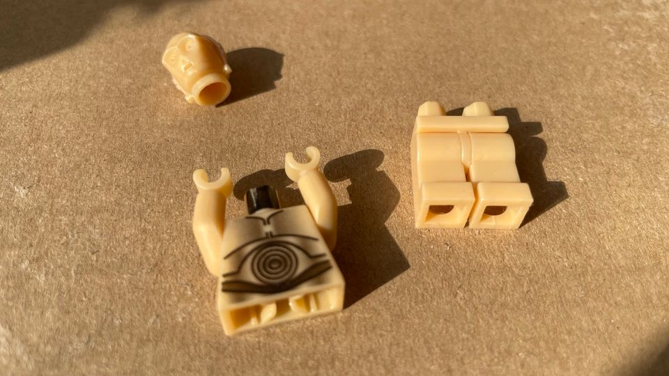 LEGO Star Wars sw0010 „C-3PO“ (u.a. aus 4475, 7106 u. 10144) in Obernkirchen