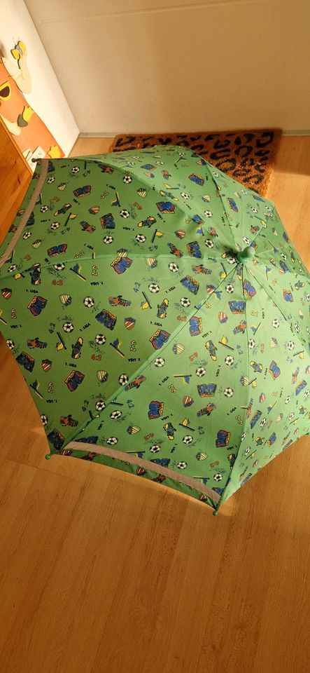Regenschirm Kinder Fußball ⚽️ in Kornwestheim