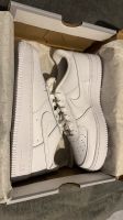 Nike Air Force 1, weiß Nordrhein-Westfalen - Gummersbach Vorschau