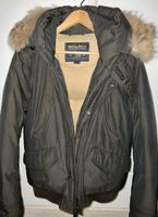 Woolrich Parka Gr. M khakigrün wie neu Frankfurt am Main - Westend Vorschau