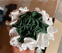 Schützenfest Hochzeit Blumen Kreppblumen grün weiß 44Stück Nordrhein-Westfalen - Ahlen Vorschau