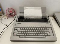 Brother AX-210 elektrische Schreibmaschine mit Korrekturfunktion Sachsen-Anhalt - Roitzsch Vorschau