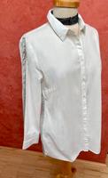 Weiße Longbluse mit silber Gallonband seitlich & an Ärmeln! Top! Berlin - Wilmersdorf Vorschau