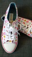 Emojis Smileys Sneakers Stoff Sommerschuhe Mädchen Gr38 weiß neuw Nordrhein-Westfalen - Soest Vorschau