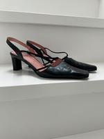 Högl Leder Riemchen Pumps schwarz Gr. 5 Schuhe Slingback Sandalen Baden-Württemberg - Leonberg Vorschau