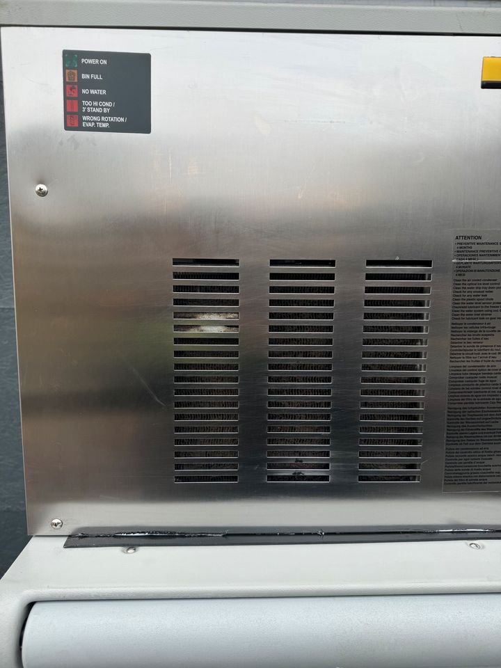 NORDCAP Flockeneisbereiter Eismaschine Gastronomie Auflösung in Hamburg