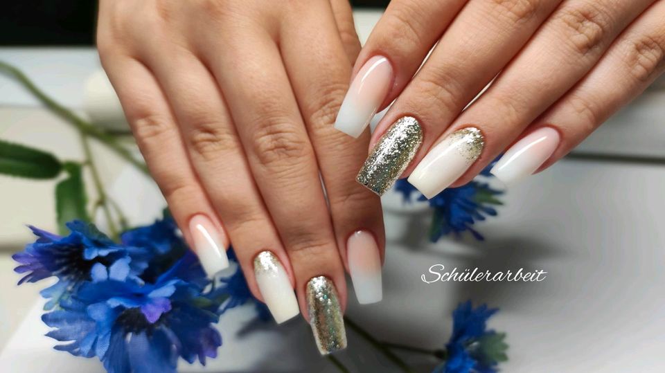 Professionelle 4-Tages NAGELDESIGN SCHULUNG+Geschenk in Legden