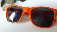 Sonnenbrille mit orangem Rahmen Werbeaufdruck Sachsen-Anhalt - Magdeburg Vorschau