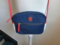 Umhängetasche Handtasche Tasche Tommy Hilfiger blau rot weiß Düsseldorf - Hassels Vorschau