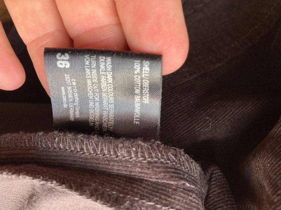 Neu mit Etikett Trägerkleid aus Cord von Zero Größe 36 in Marxheim