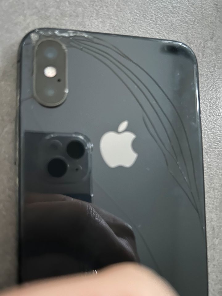 iPhone X 64GB schwarz in Bottrop